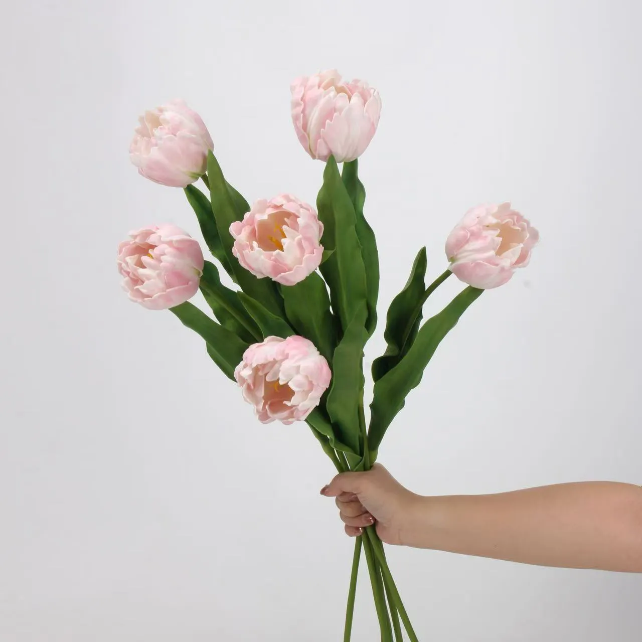 The future of metal flower wall decor