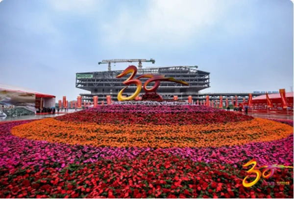 Hunan Youbang Garden Engineering Co., Ltd. Тертно поздравил Zoomlion с 30 -летием!